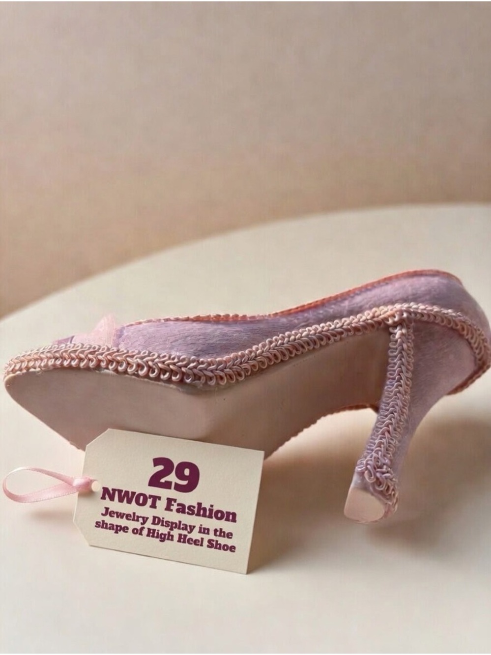 29,NWOT Pink High Heel Shoe Jewelry Display